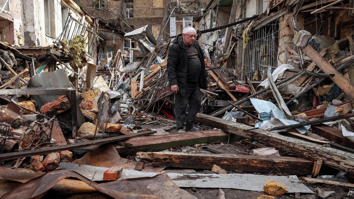 Při nočním ruském útoku na Oděsu utrpělo podle úřadů zranění deset lidí