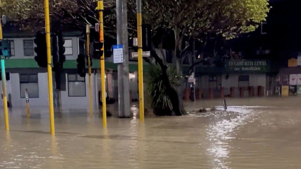 Nový Zéland vyhlásil ve Wellingtonu stav nouze kvůli záplavám