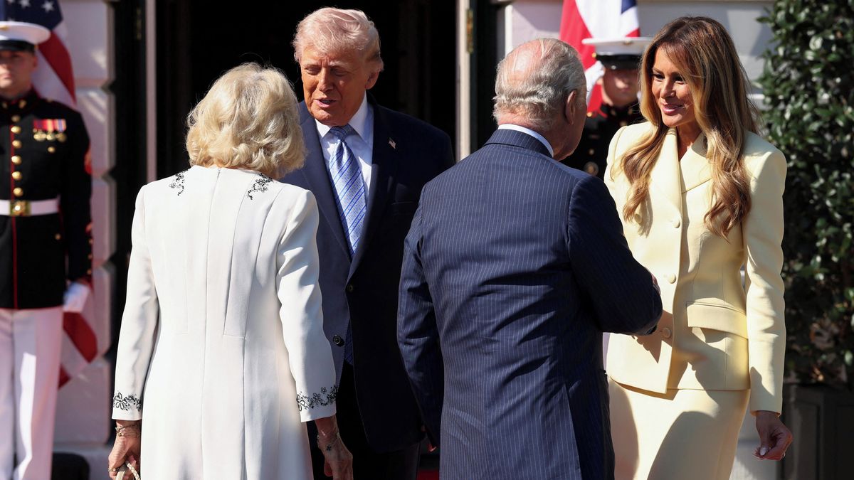 Foto: Britský král Karel III. je v USA. Trump ho přivítal v Bílém domě