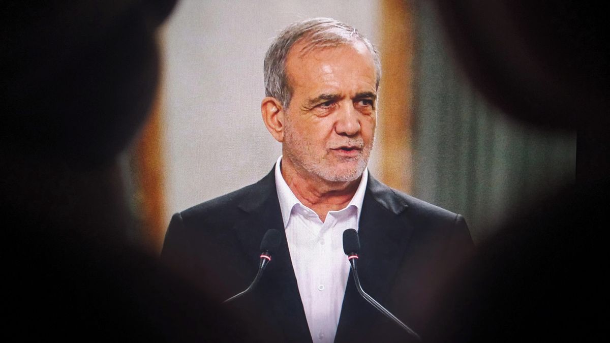 Diplomacie je podle Pezeškjána nutná, ale Teherán Washingtonu nedůvěřuje