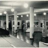 Výstava ve třetím podlaží Domu umění v roce 1960 – Umělecké památky východní Moravy.