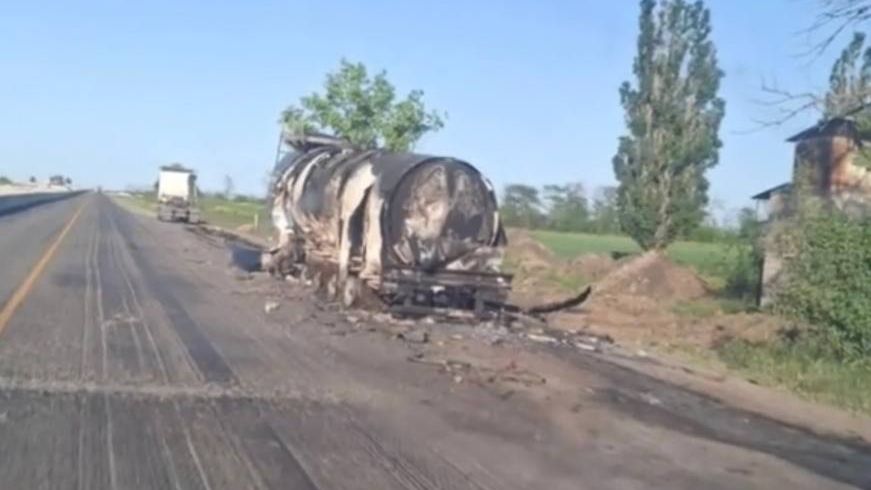 Zmást „oko“ dronu. Rusové dávají na náklaďáky maskovací nátě