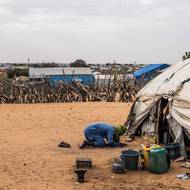 Nejnovější boje v Mali vyvolávají u humanitárních organizací obavy z nového přílivu uprchlíků.