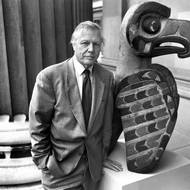 David Attenborough v britském muzeu v roce 1994.