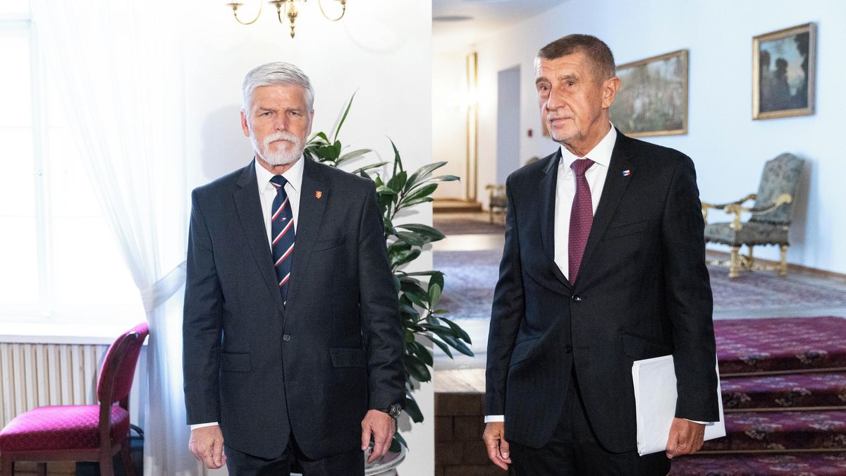 Pavel přijde na jednání vlády. Chce řešit účast na summitu NATO