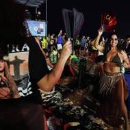Koncert Shakiry na pláži Copacabana.