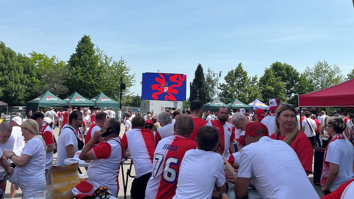 „Bez Slavie nedokážu žít.“ Jak vypadaly nezvyklé oslavy fotbalového titulu