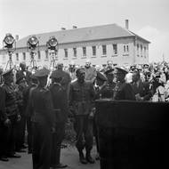 Popravě kata českého národa, jak se K. H. Frankovi přezdívalo, přihlížely tisícovky lidí. 