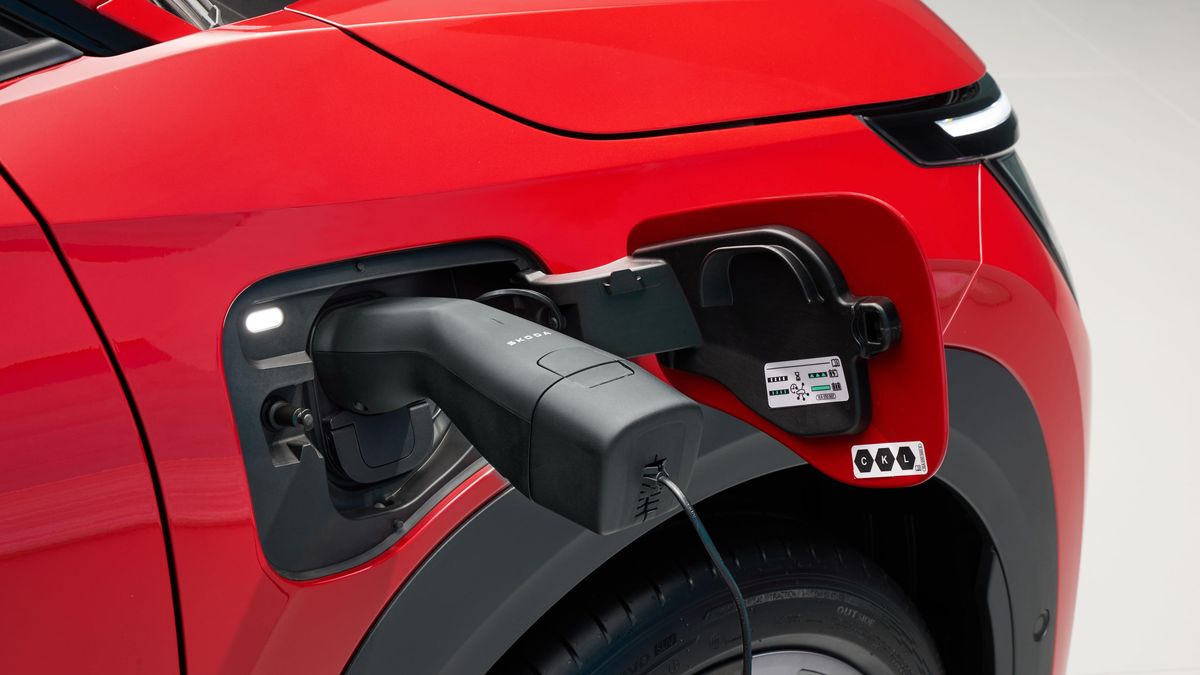 Češi se nemění. Neváhají si zajet, aby našli levnější nabíječku elektromobilů
