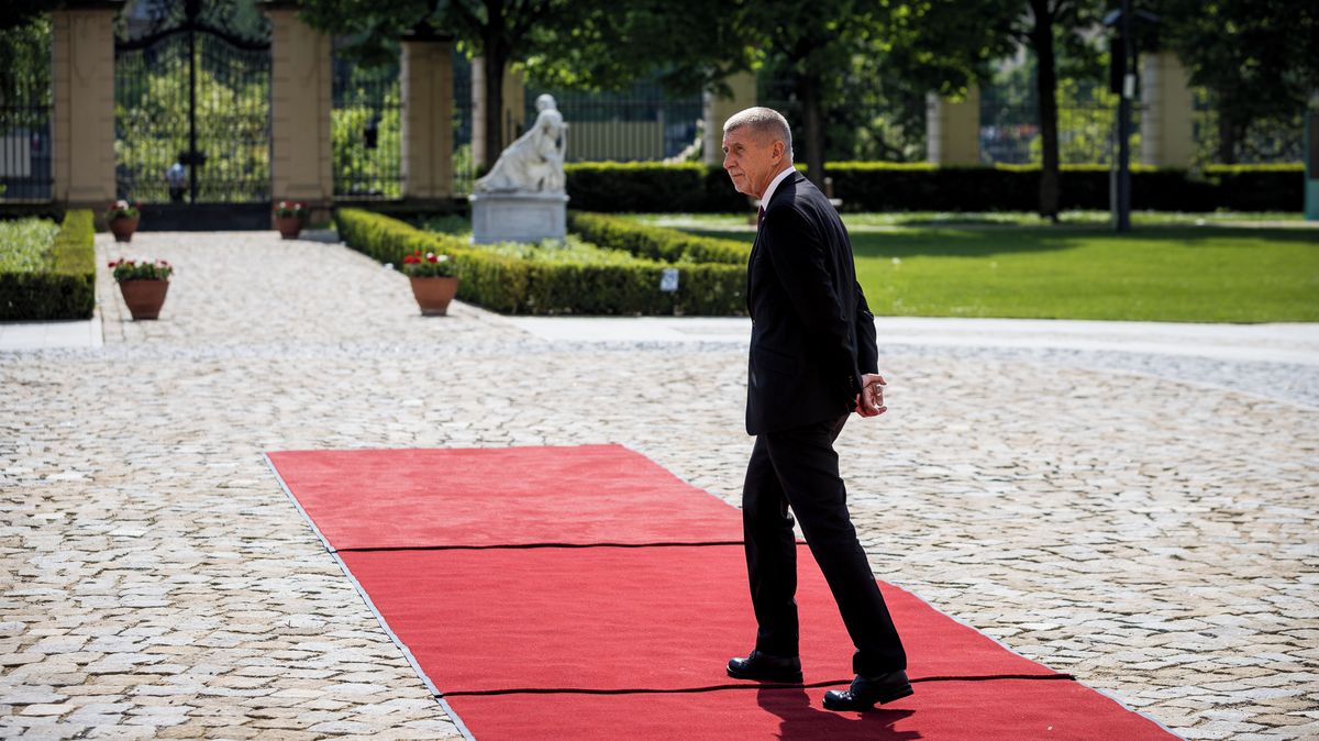Francouzská prokuratura očekává rozhodnutí ohledně stíhání Babiše do konce roku