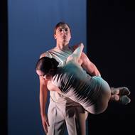 Mátyás Sántha a Jarmila Hruškociová v choreografii Inside.