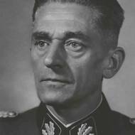 Portrétní foto K. H. Franka z roku 1941.