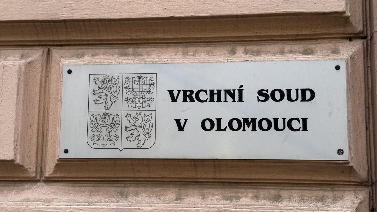 Před soudem stane žalobce Vagai, nezakročil u vydání elektroniky s bitcoiny