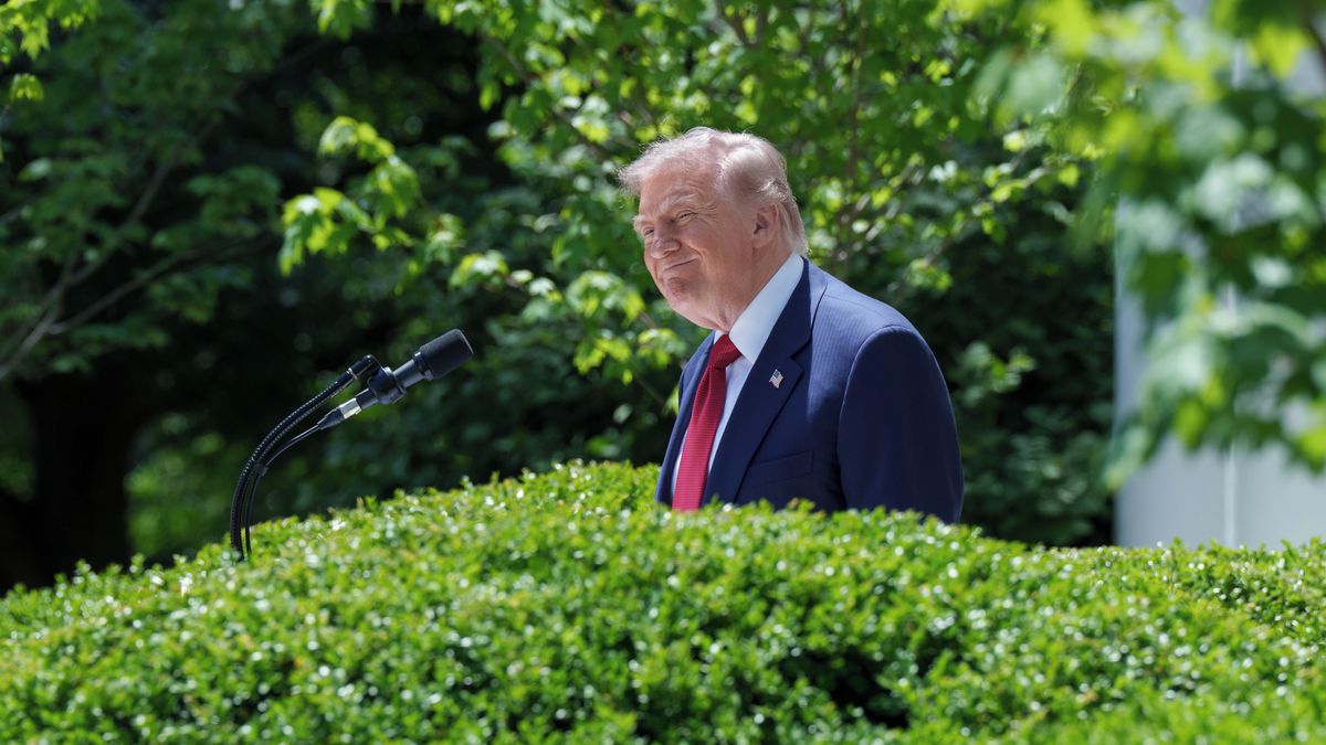 Trumpovo přiznání: Opravdu nazval Netanjahua šílencem a sprostě mu nadával