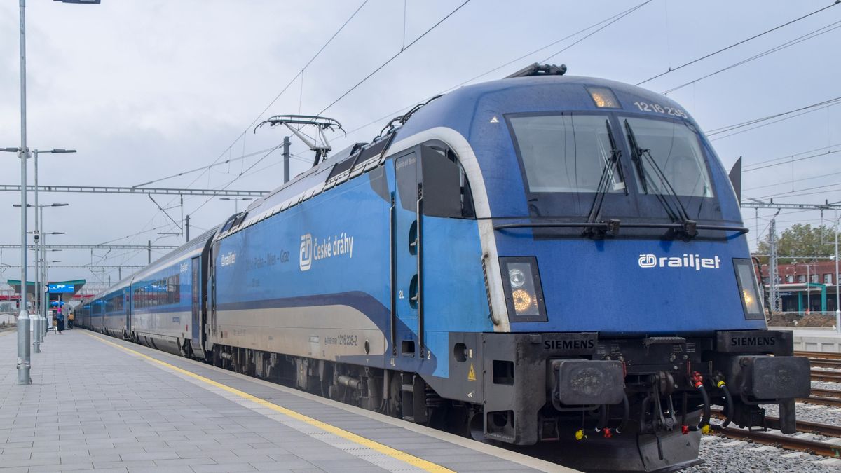 Příměstské vlaky v Praze a okolí budou od roku 2030 provozovat České dráhy