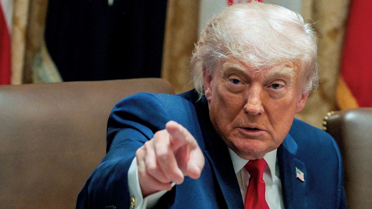 Trumpův poplatek 100 000 USD za víza pro specialis