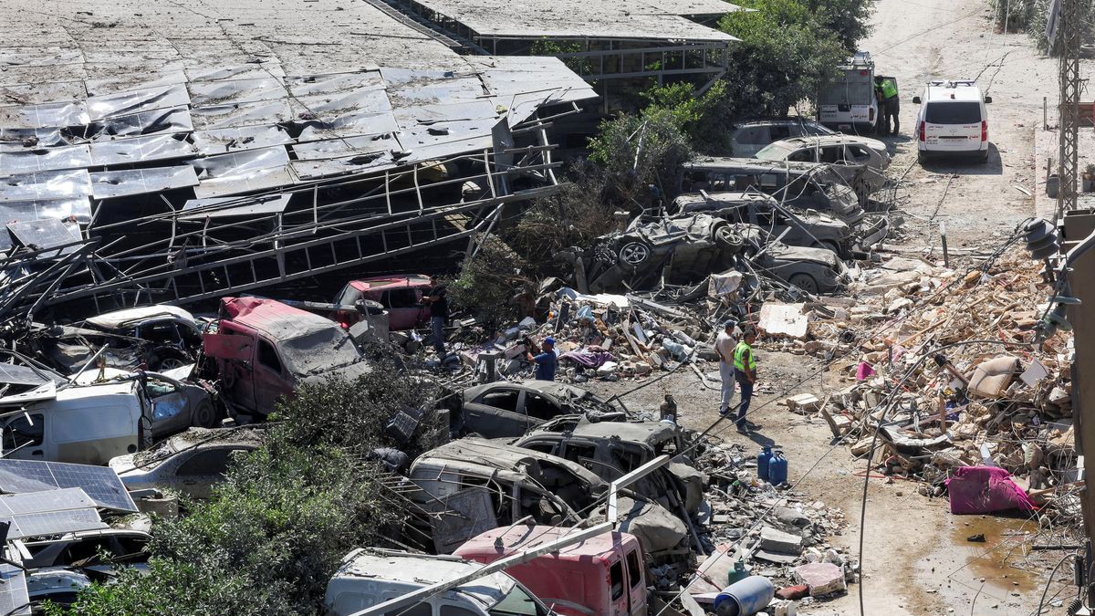 Izraelské údery zabily na jihu Libanonu 12 lidí, napsala AFP