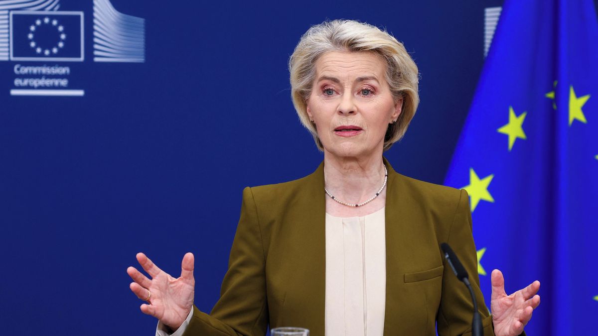 Evropská komise navrhla nový balík sankcí proti Rusku