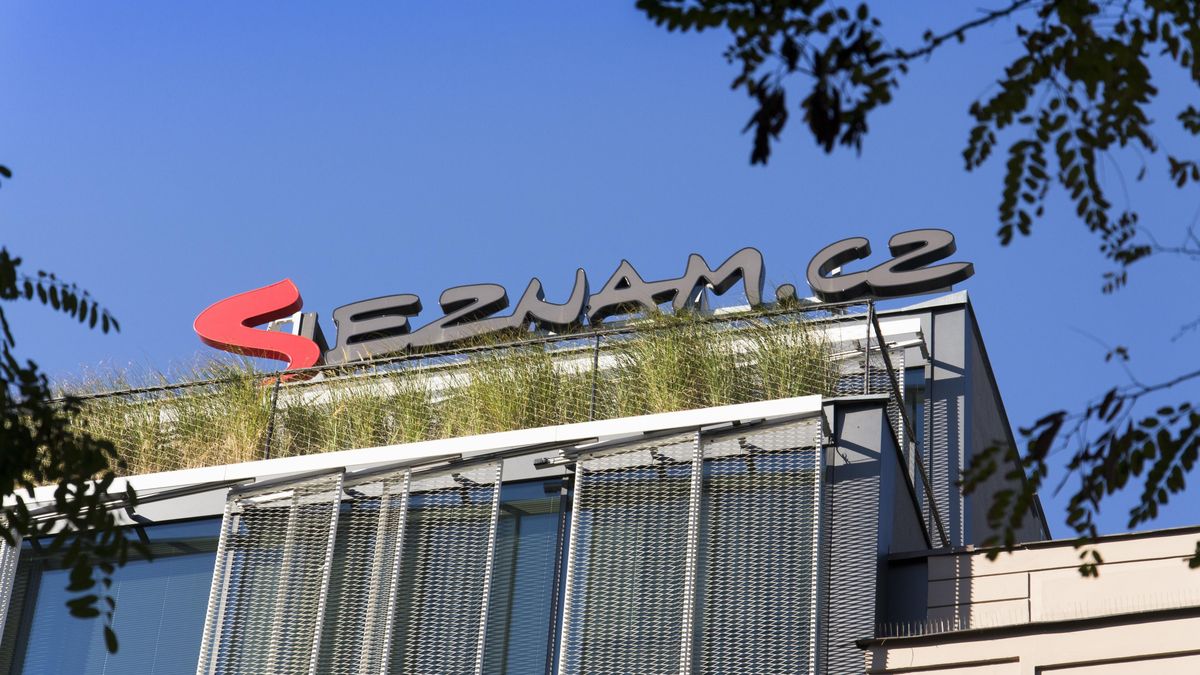 Seznam.cz loni vydělal 1,1 miliardy korun. Nejvíc investoval do AI