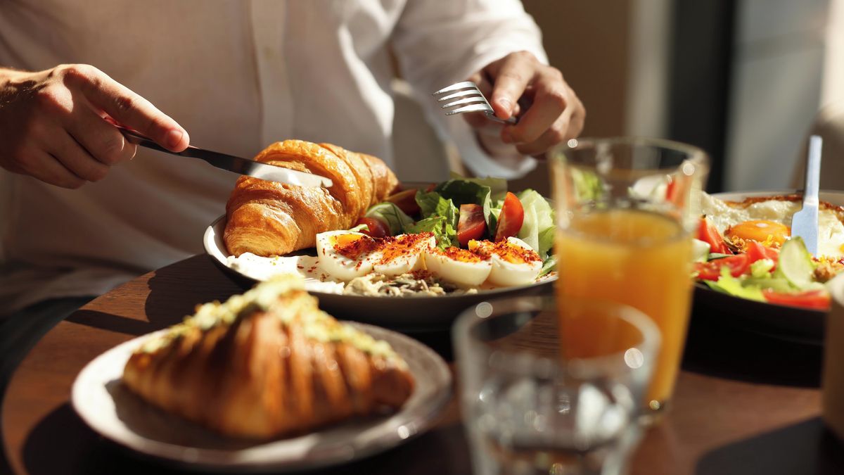 Gastro novinky: Prahu zaplavily croissanty, Brno s