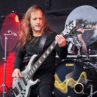 Hlavními hvězdami pátečního programu po Beyond The Black (na fotografii) byla německá heavymetalová legenda Accept. Při oslavách půlstoletí uvedla největší hity heavymetalové klasiky i skladby, které hrála naživo jen vzácně.