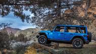 Jeep svolává přes milion aut, některá i v Česku. Neparkujte u domů, varuje