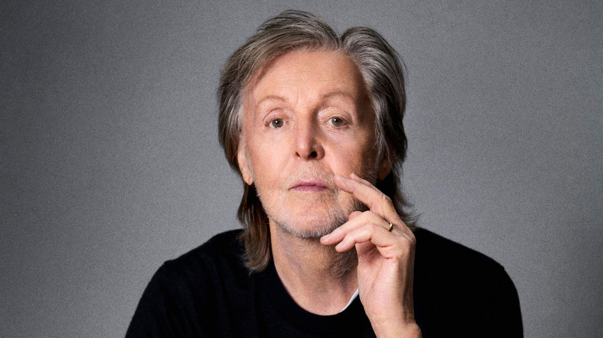 Recenze: Paul McCartney vzpomíná na staré časy. A zase hraje