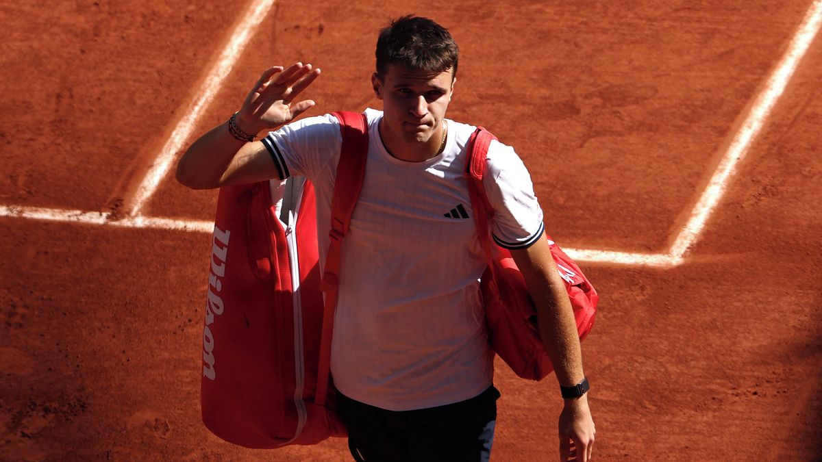 Menšík do finále Roland Garros neprošel, Zverevovi podlehl ve čtyřech setech