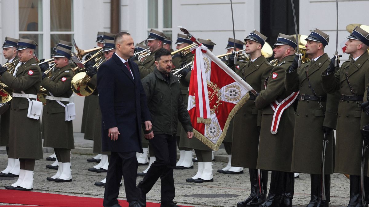 Zelenskyj udělal vážnou chybu, říká reportér ke sporu s Varšavou