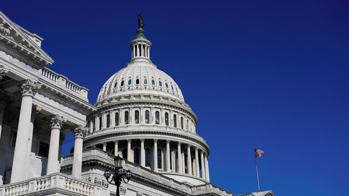Sněmovna reprezentantů USA schválila návrh zákona pro další podporu Ukrajiny