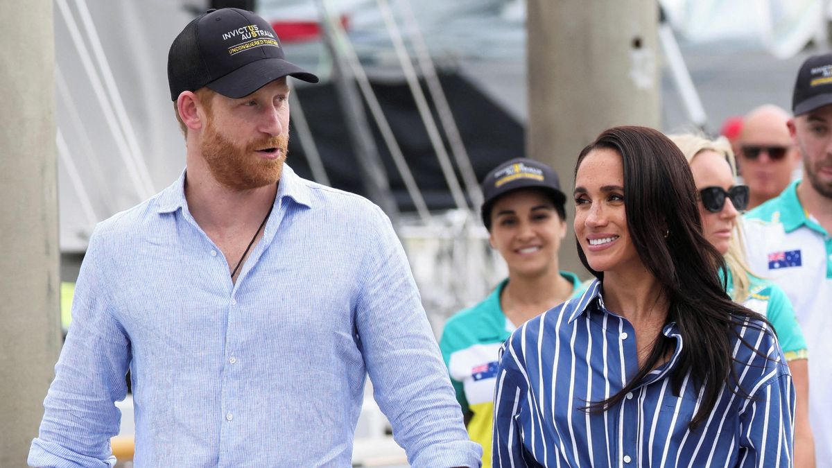 Návštěva se komplikuje. Princ Harry má strach vzít do Británie rodinu