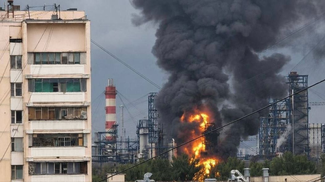 Ukraine’s Drone Campaign Triggers Growing Fuel Crisis in Russia