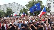 „Média nedáme.“ Milion chvilek vyrazil kvůli televizi a rozhlasu do ulic