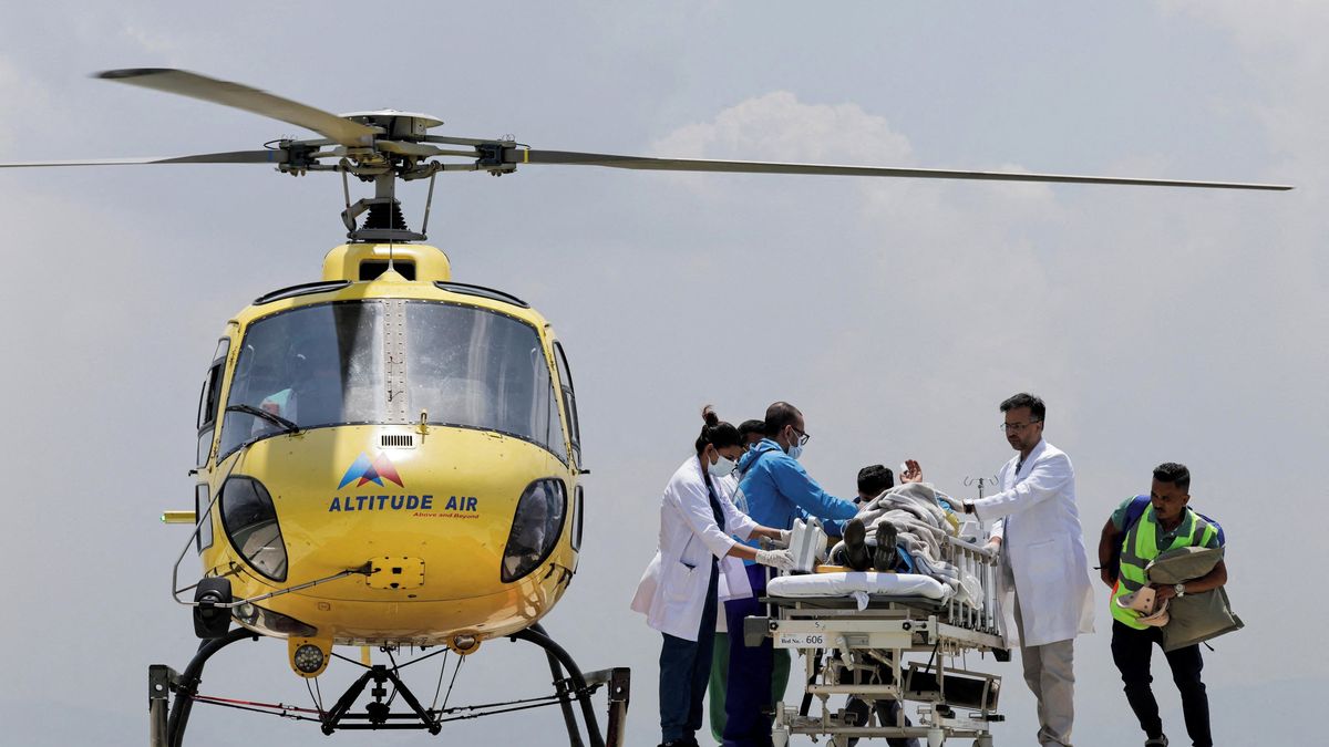 Jeho rodina už chystala pohřeb. Šerpa přežil bez kyslíku šest dnů na Everestu