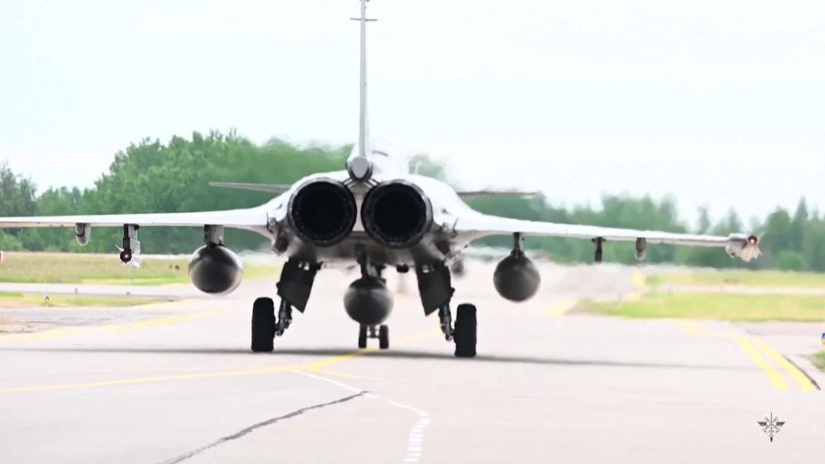 Video: Francouzská stíhačka sestřelila nad Lotyšsk