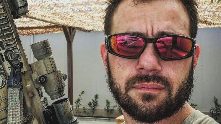 Přežil pět let bojů proti Islámskému státu, zabil ho ruský d
