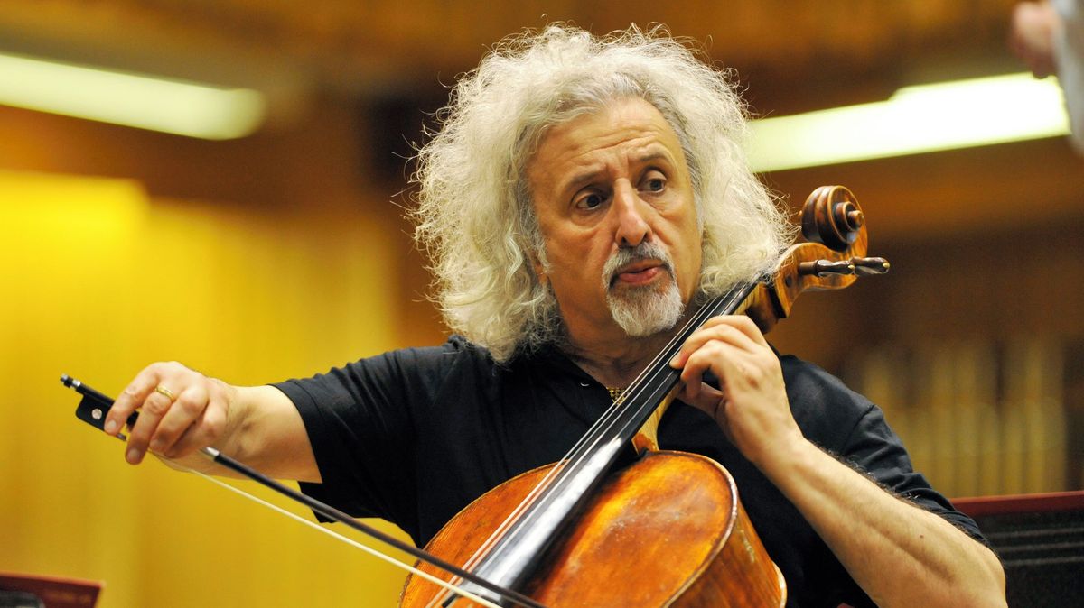 Přeživší gulagu Mischa Maisky na koncertě připomene nástup Habsburků na trůn