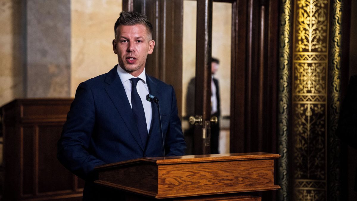 Magyar ho označoval za Orbánovu loutku. Generální prokurátor podal demisi