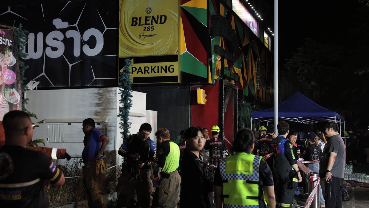 Nejméně 27 lidí zahynulo při požáru baru v Bangkoku