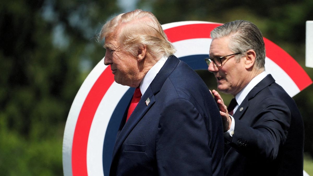 Konec posměšků z Washingtonu? Nový britský premiér chce jít na Trumpa jinak