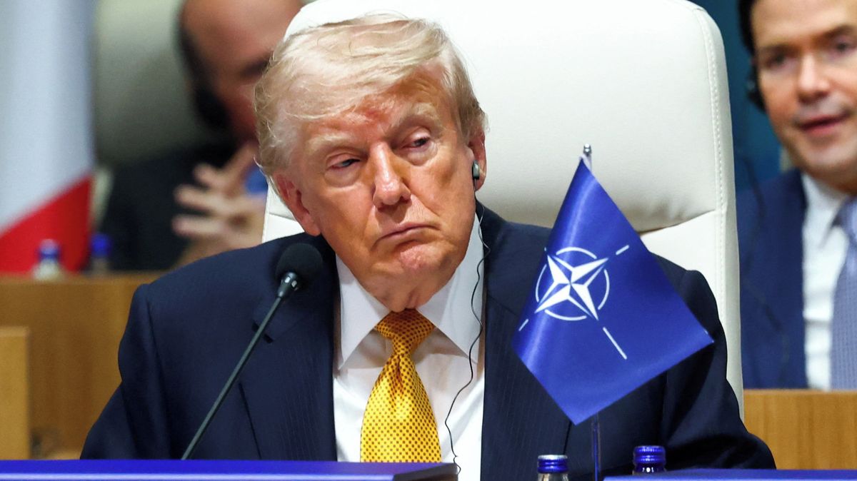 Trumpova administrativa předvolala novináře NYT kvůli článkům o Air Force One