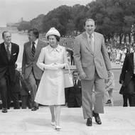 Královna Alžběta II. a princ Philip, vévoda z Edinburghu, navštívili Spojené státy americké u příležitosti oslav 200. výročí americké nezávislosti. Snímek pořízen 8. července 1976, Washington, D.C.