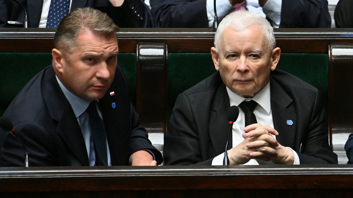 Zašel příliš daleko. Kaczyński kvůli Ukrajině brzdí vlastního koně