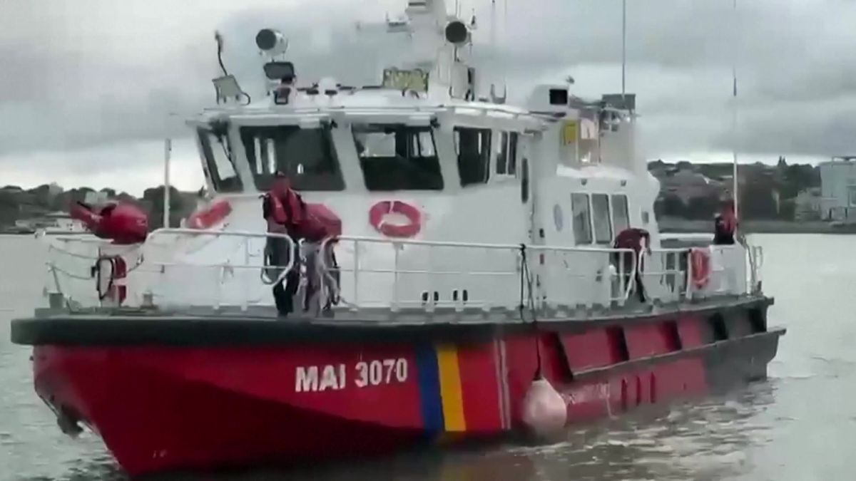 Video: Rumuni museli evakuovat tanker zasažený při útoku u jejich pobřeží