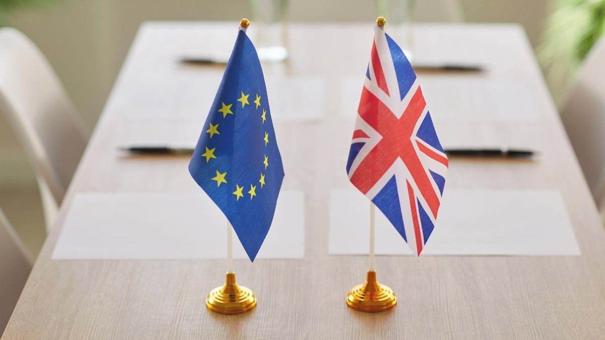 Zástupci států EU schválili účast Británie na půjčce pro Ukrajinu