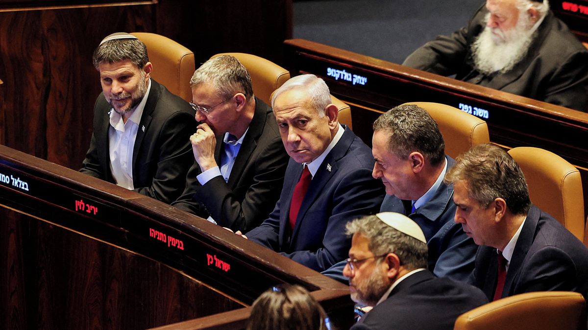 Izrael je připraven znovu zaútočit na Írán, uvedl ministr obrany Kac