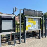 Informační tabule na sousedním autobusovém nádraží nefungovaly na začátku července vůbec. 