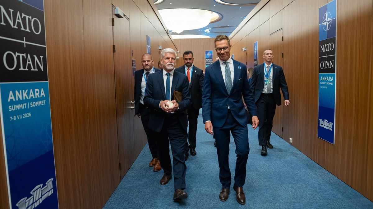Pavel dnes hovořil s finským prezidentem Stubbem o telefonátu s Putinem