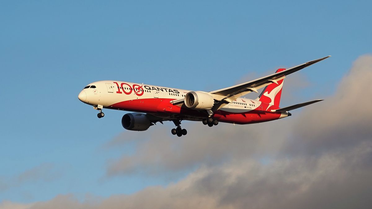 Letoun společnosti Qantas přistál v Austrálii po 19 hodinách letu bez přestávky