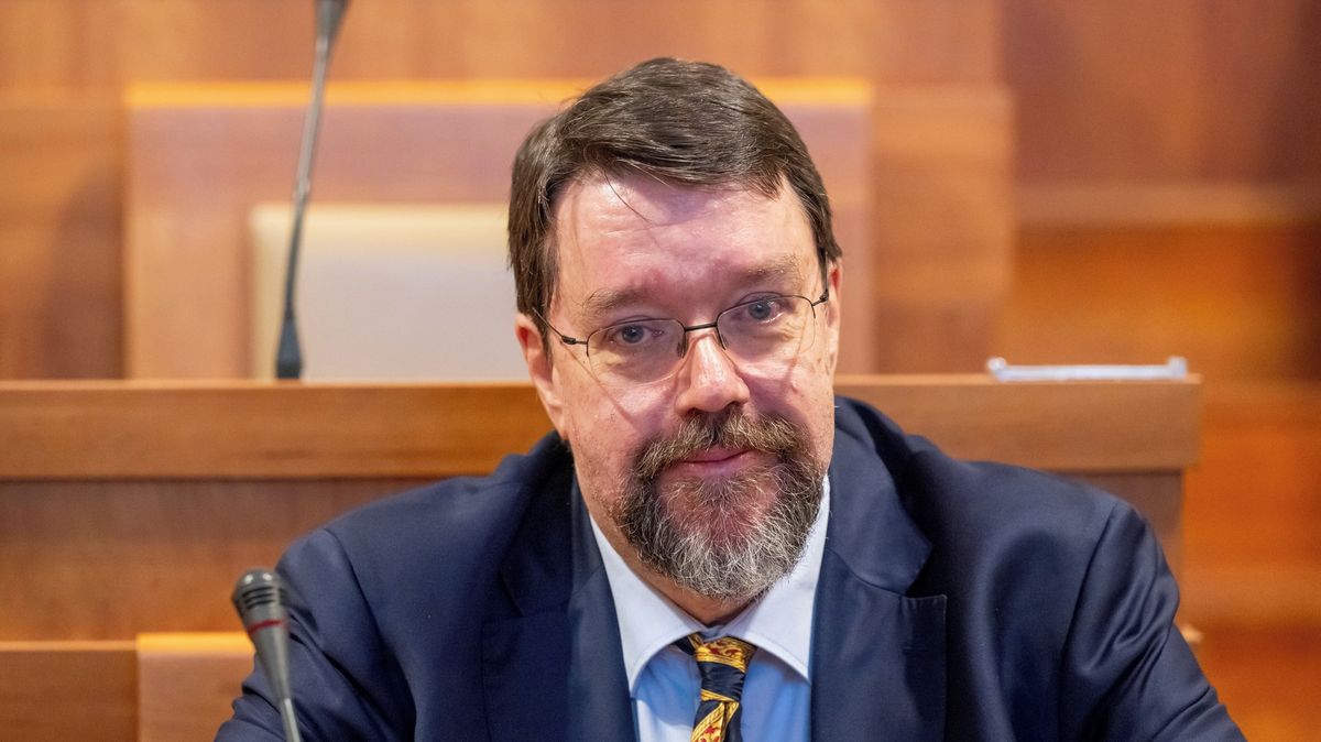 Staronovým členem Rady ČT bude ředitel Městské knihovny v Praze Řehák